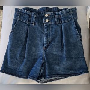 Express Midi High Rise Shorts Sz 12 Euc